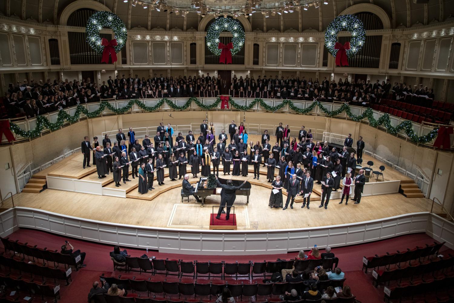 <a href='http://y.haolaichi.com/'>全球十大赌钱排行app</a>合唱团在芝加哥交响音乐厅演出.